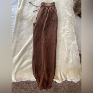 NIKE high rise sweat pants